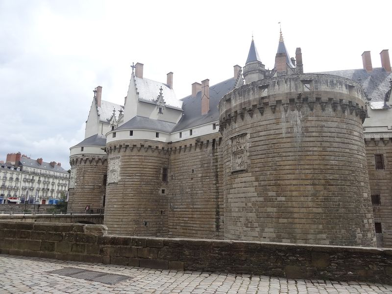 Файл:Château des ducs de Bretagne (Nantes) - 2014 - 01.jpg