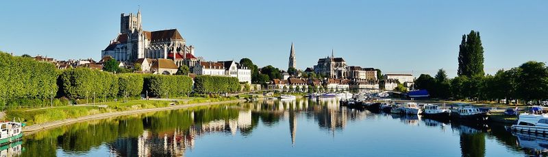Файл:Auxerre Panorama Yonne.jpg